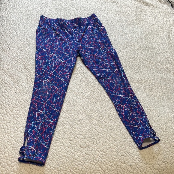 Pre Owned Athletic Works Girls Legging Size  10/ 12 Plus - Picture 3 of 6